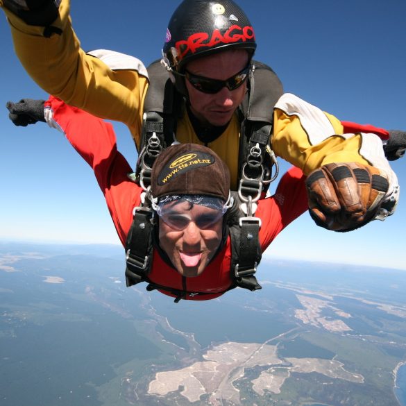 Taupo Tandem Skydive
